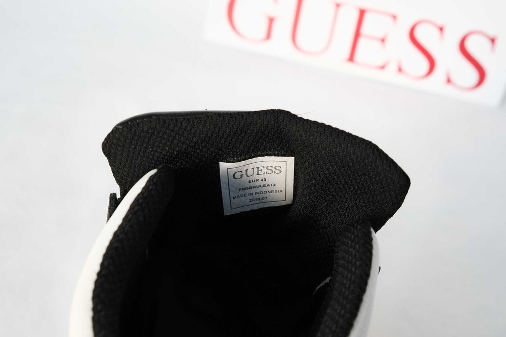 ПРОМО GUESS 42   размер-Оригинални мъжки високи кецове-кожа