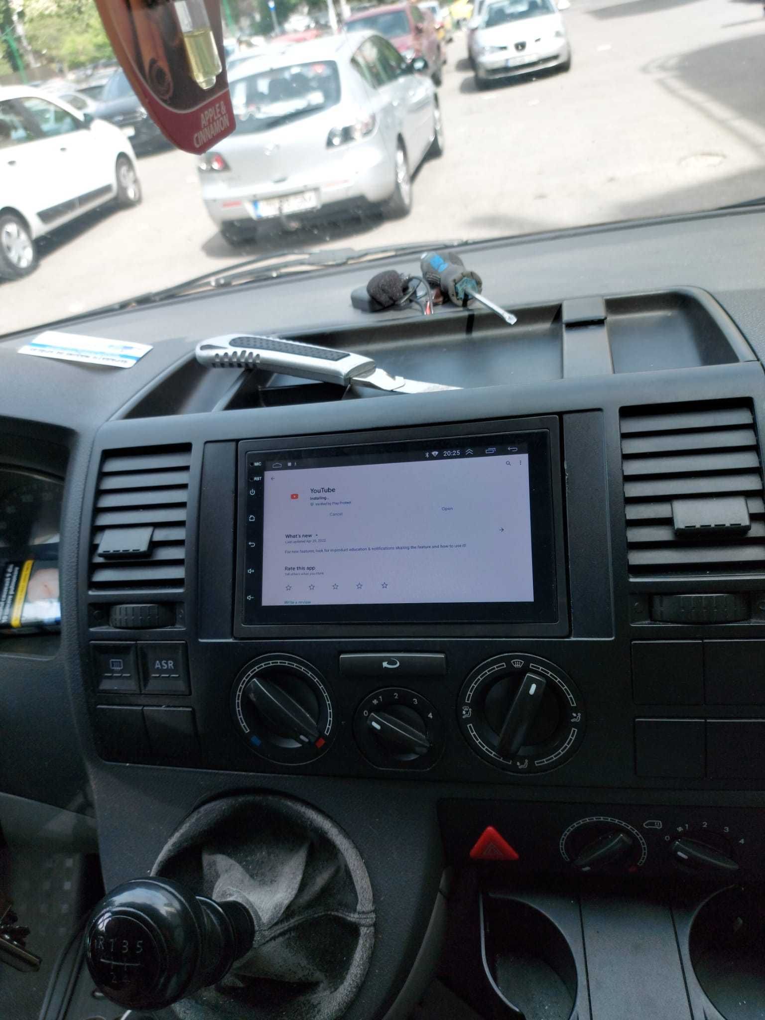 Navigatie GPS Android Transporter Golf Waze YouTube Wifi Bluetooth
