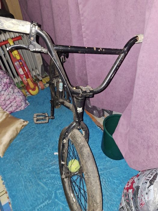 Велосипед BMX (трюковой)