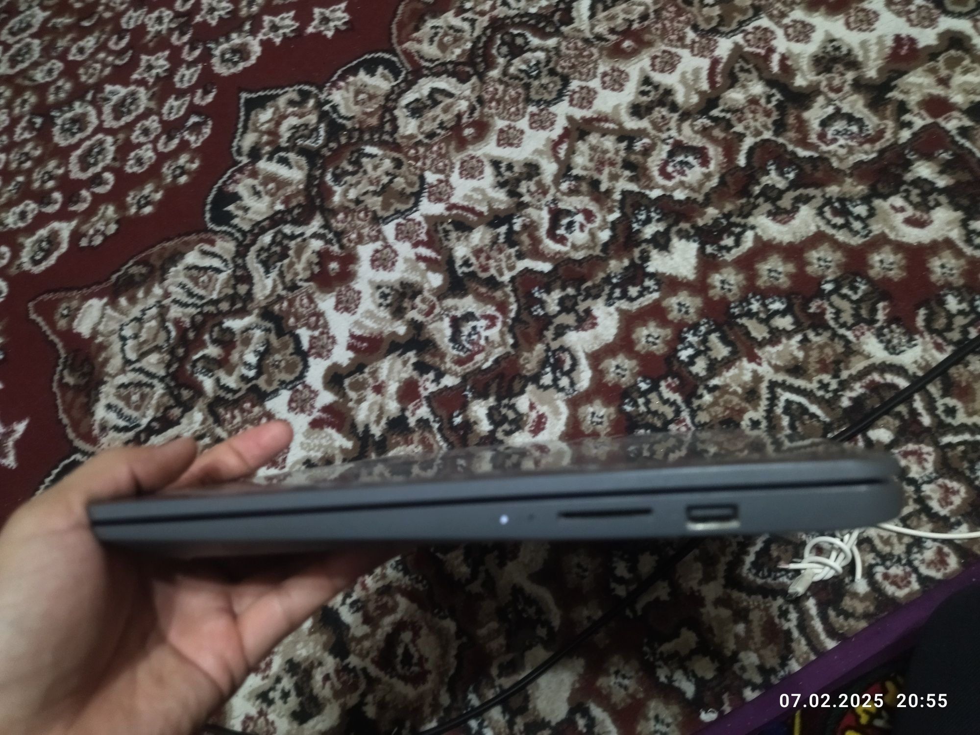 Ноутбук Lenovo IdeaPad 3 15.6" Intel i3-10chi avlod 4GB DDR4 256GB SSD