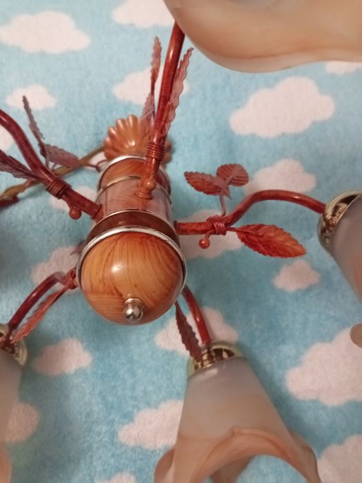 Продам 5 рожковую люстру