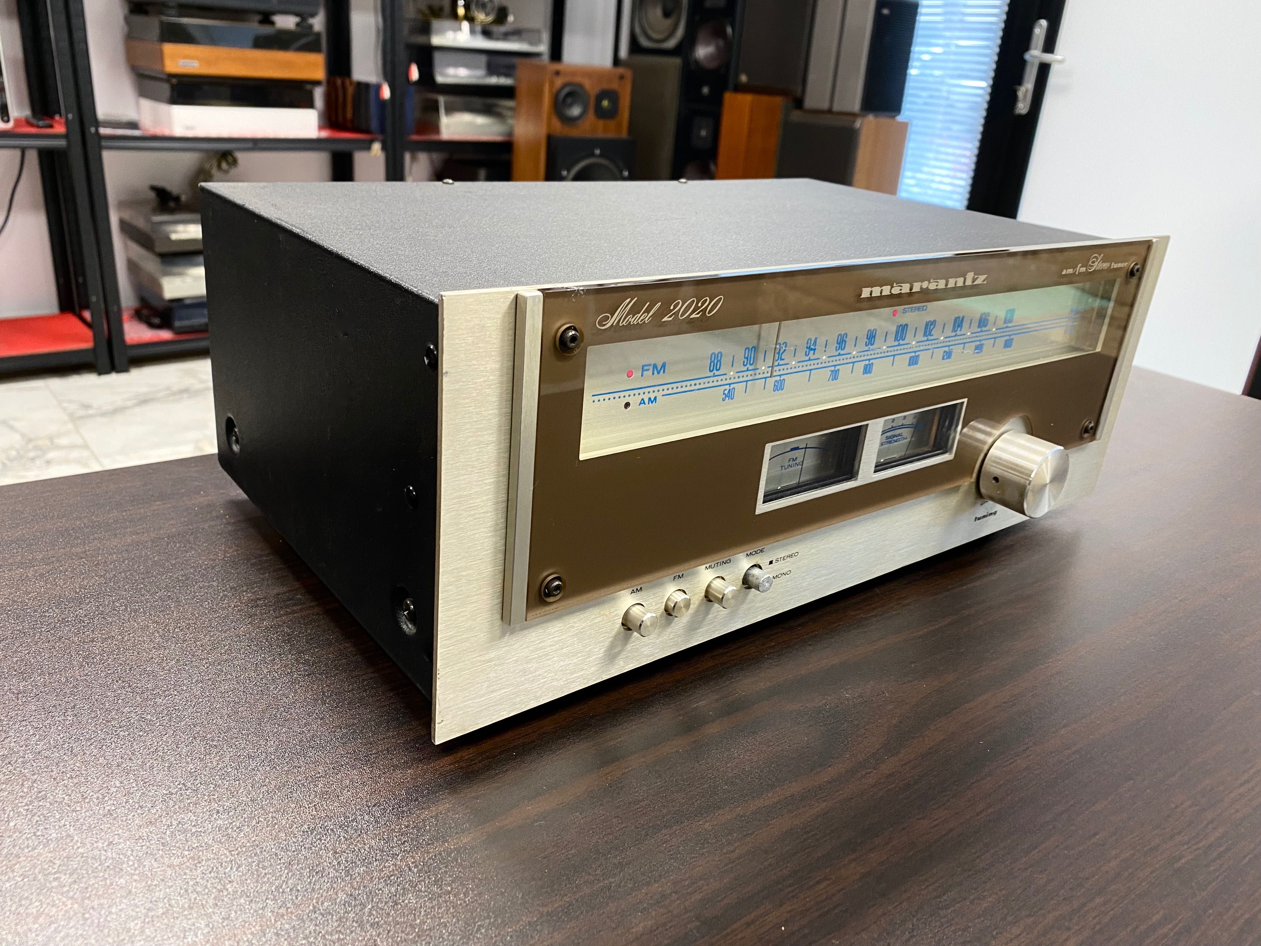 Юбилеен  тунер Marantz
