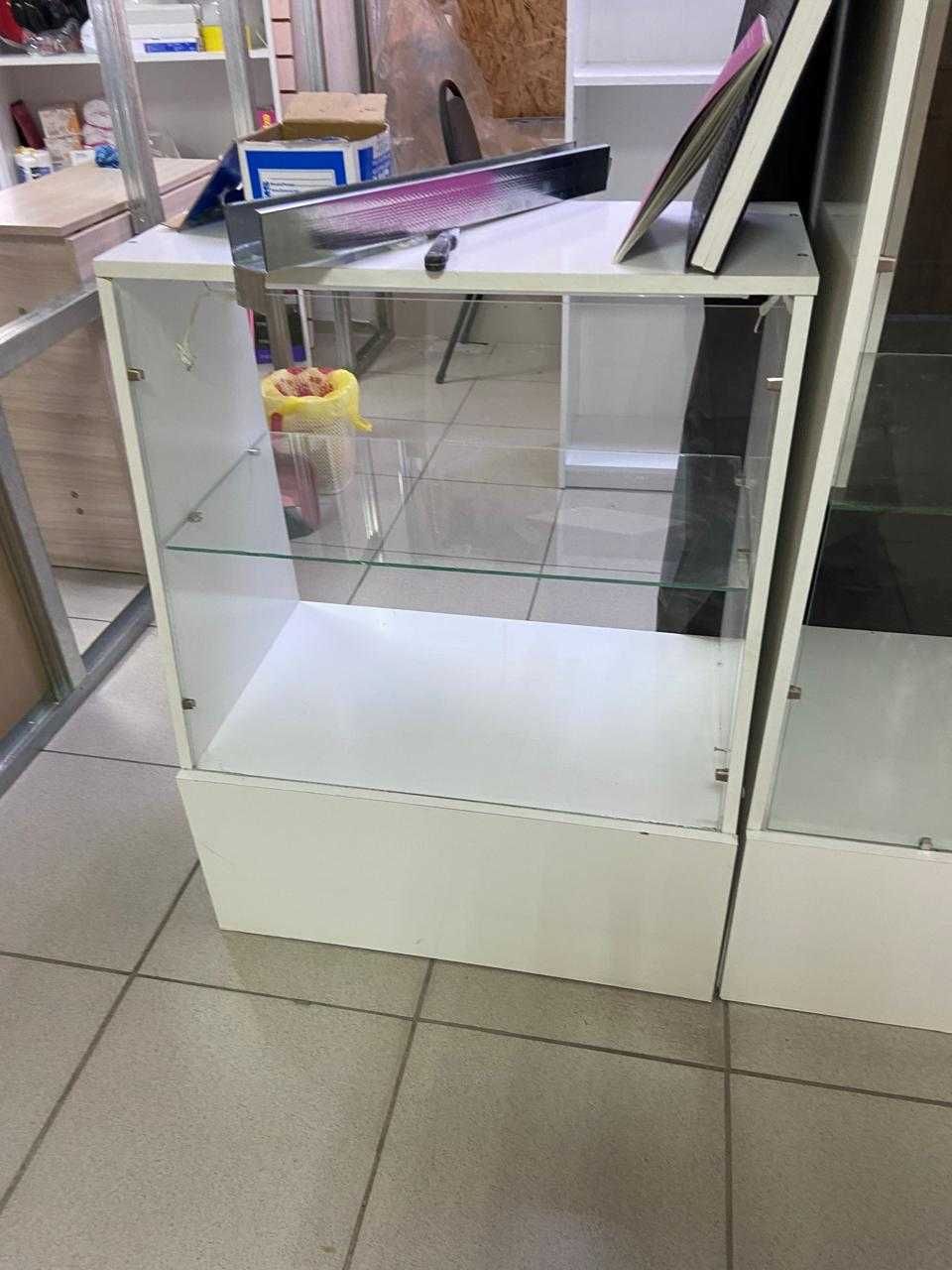 шкафы рабочие для товара
