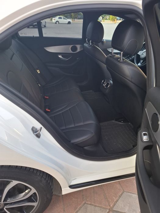 Mercedes C-Class Schimb