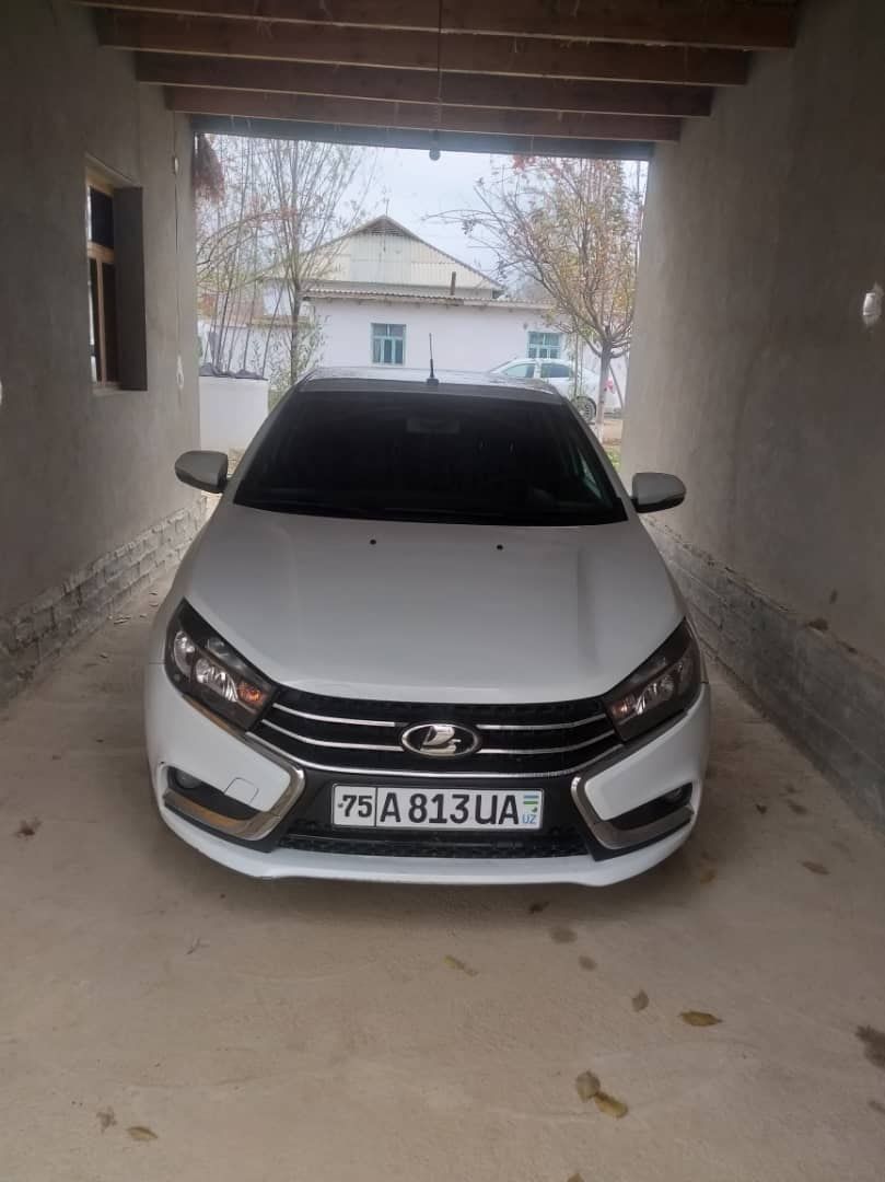 Lada vesta 2019.