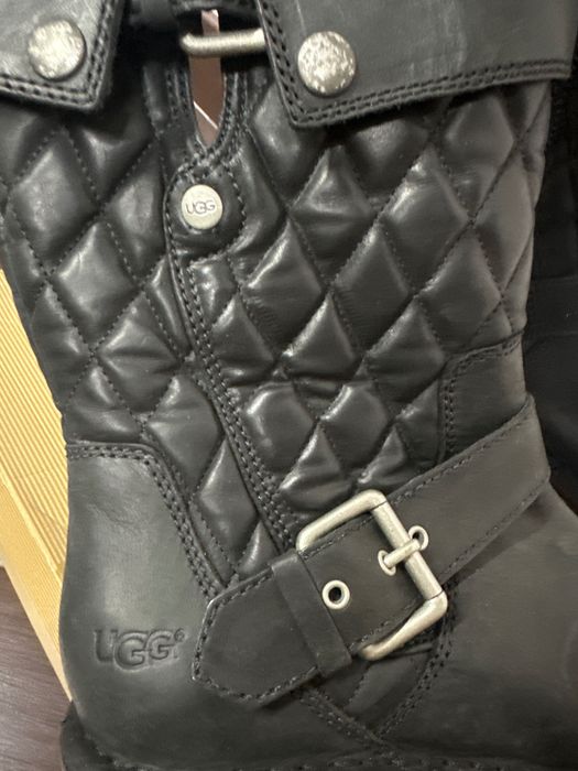 UGG  noi MASURA 37