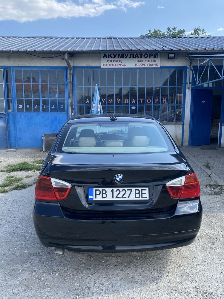 Продавам BMW 3-серия
