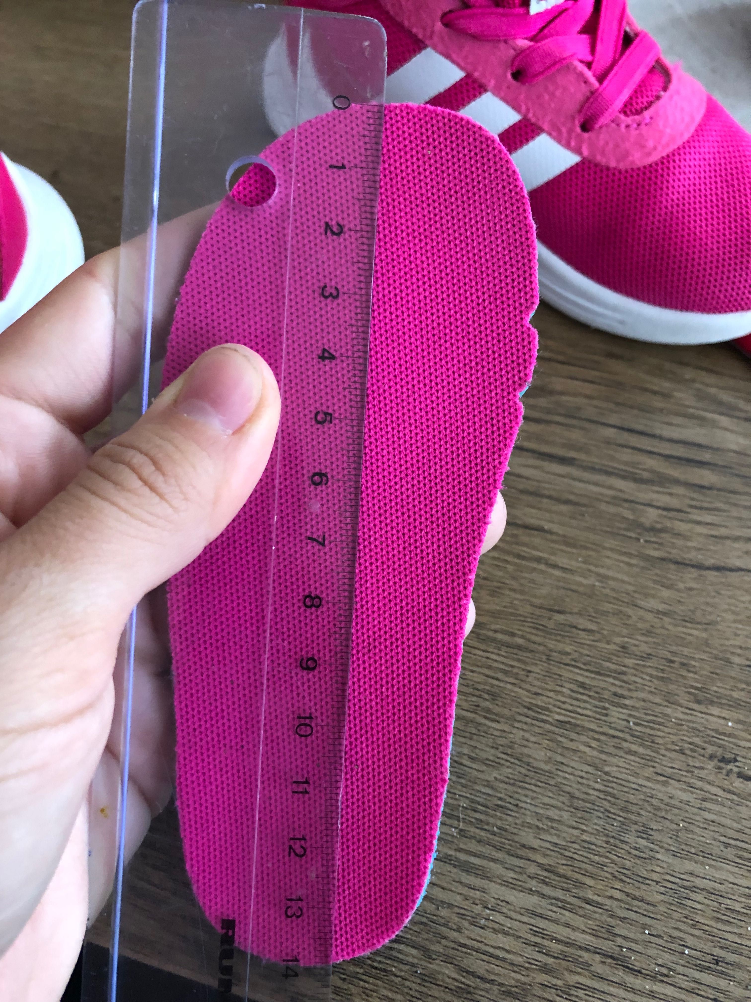 Adidasi adidas roz 22