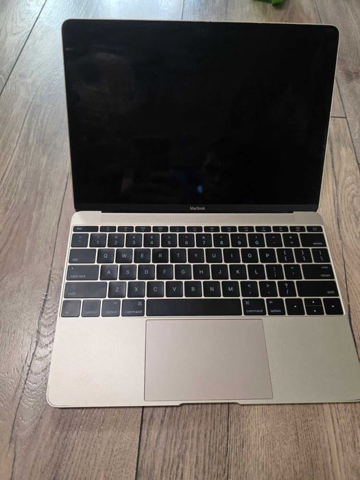 Лаптоп Macbook A1534 за части