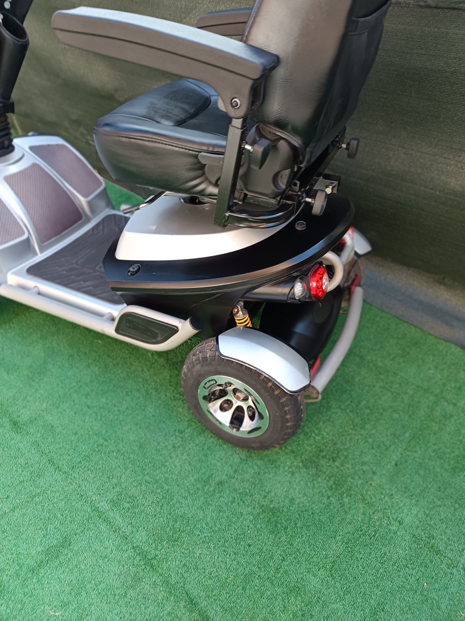 Scaun electric Dizabilitati scuter dezabilitati căruț handicap vârstni