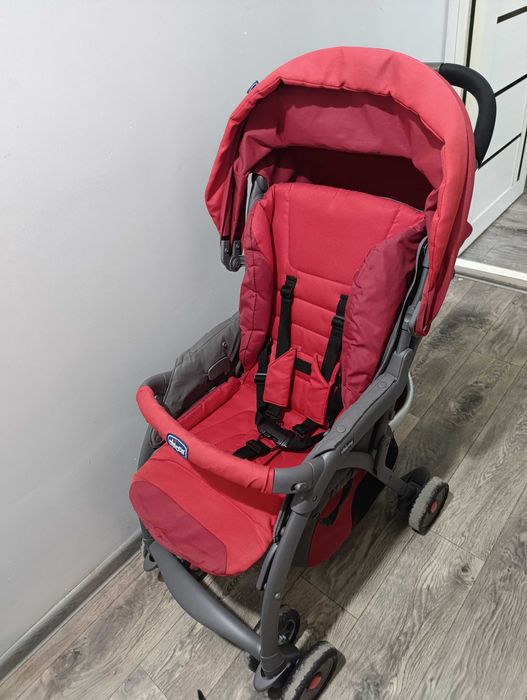 Продаю коляску Chicco