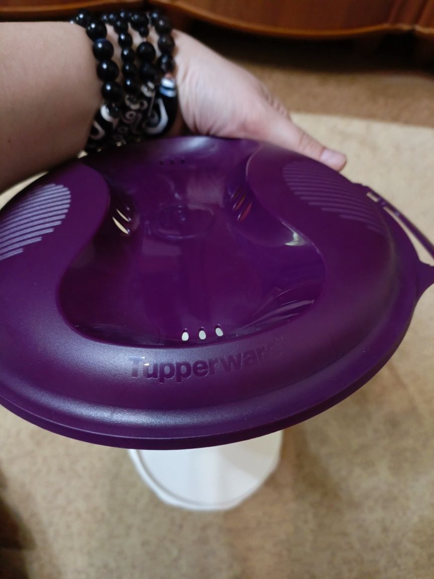 Продам новую рисоварку Tupperware
