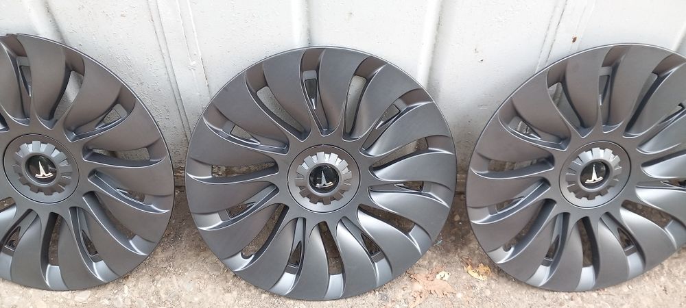 Capace janta tesla 52 cm