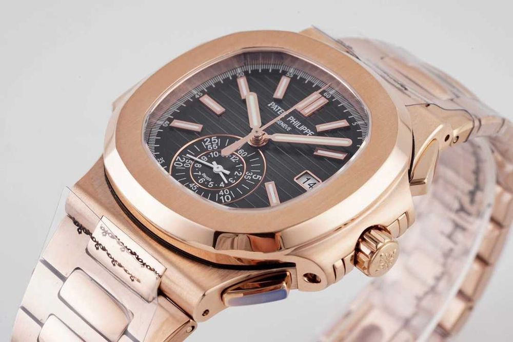 Patek Philippe Nautilus 5980 с автоматичен механизъм
