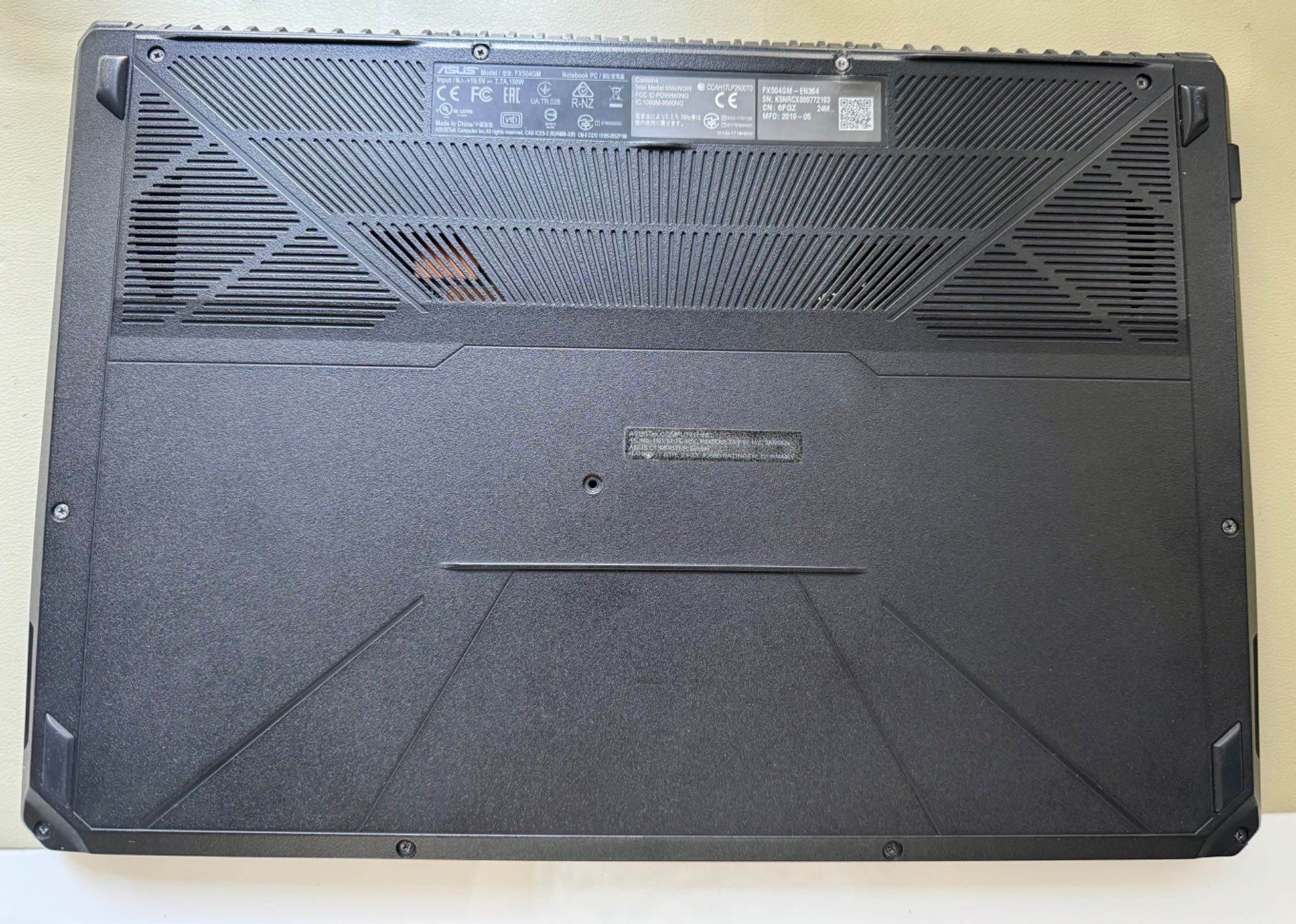 Laptop Gaming ASUS – i5-8300H, 16GB RAM, SSD 1TB, GTX 1060