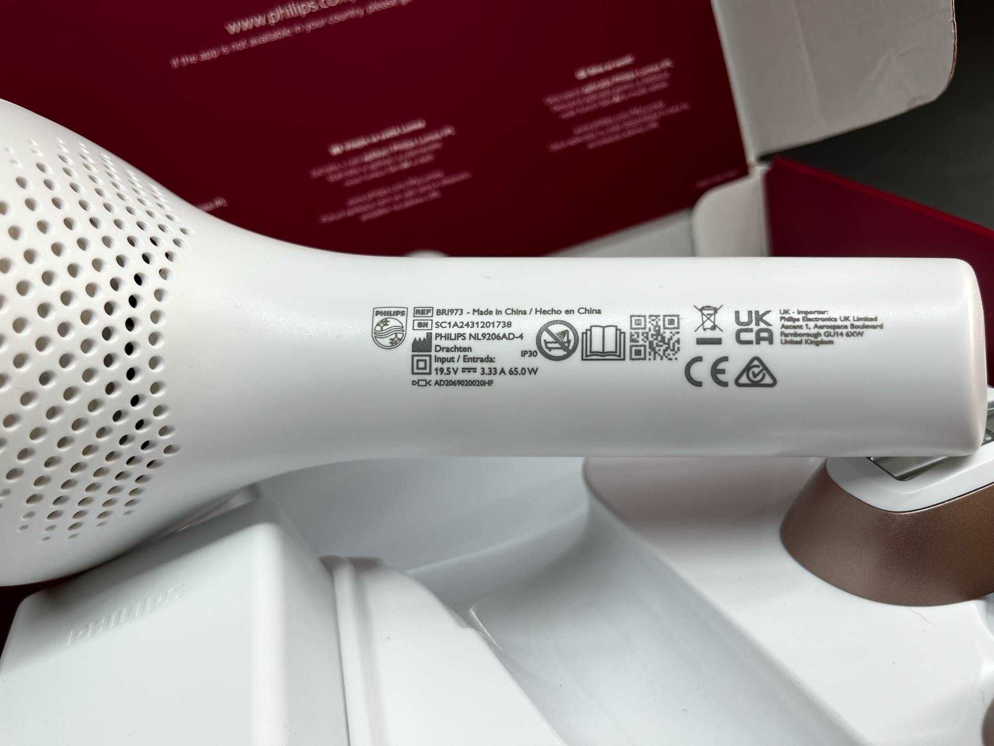 Фотоепилатор Philips Series 9900 LUMEA BRI973/00/ Гаранция