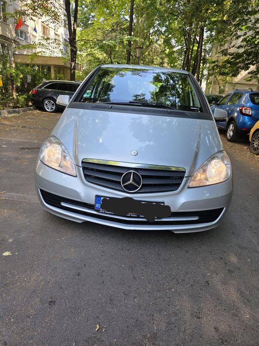 Mercedes-Benz A 180