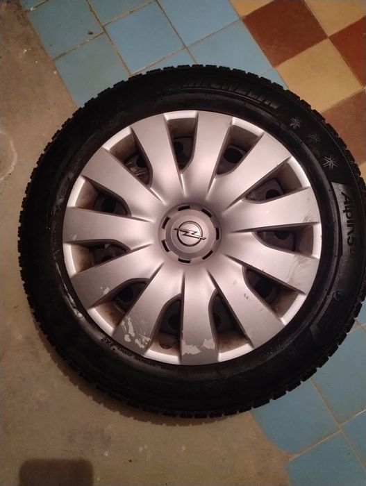 4 jante de tabla pentru Opel Astra J cu anvelope Michelin de iarna 205