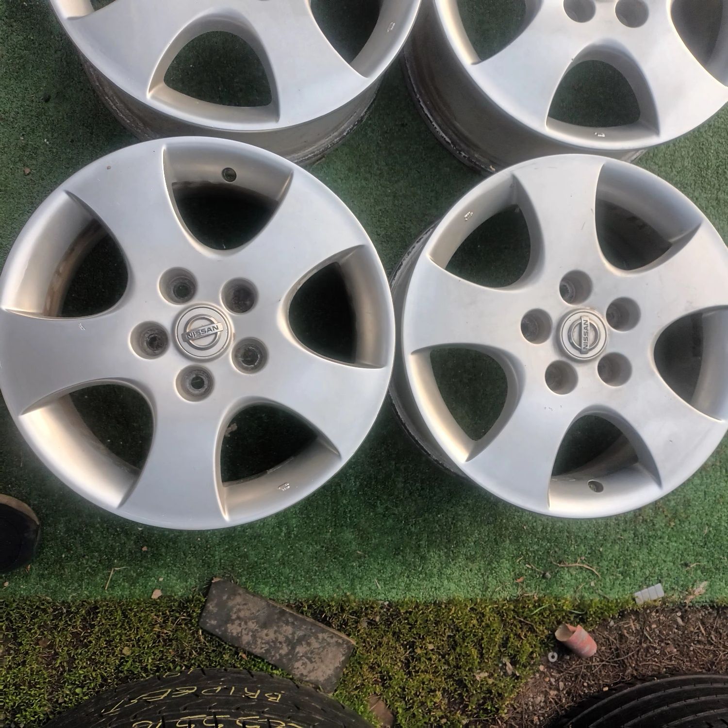 16цола за NISSAN  6.5J×16ет45 ц.66.1  Алмера тино5×114.3