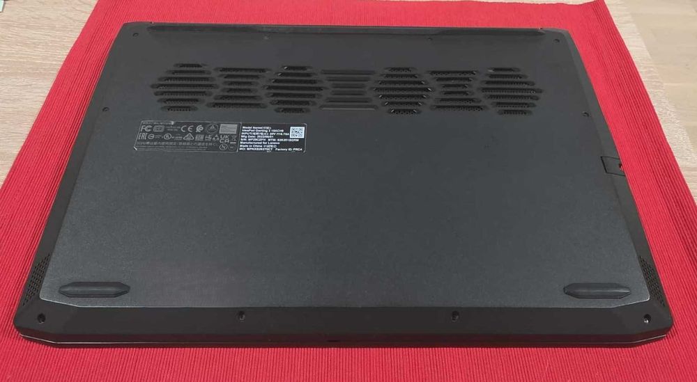 Лаптоп Lenovo IdeaPad 3  AMD Ryzen 5 5600H,  512GB SSD, NVIDIA 3050