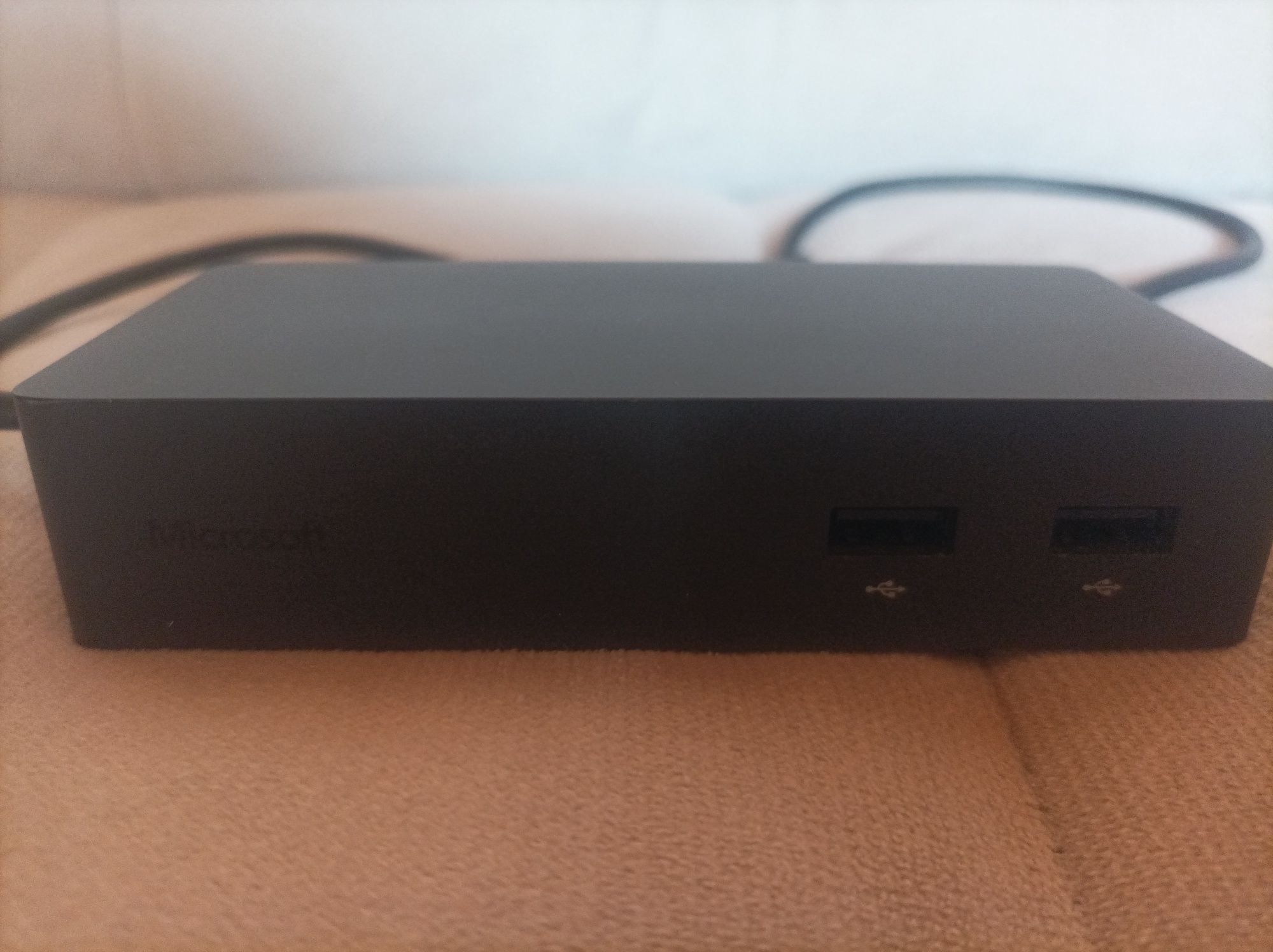 Microsoft surface dock + charger