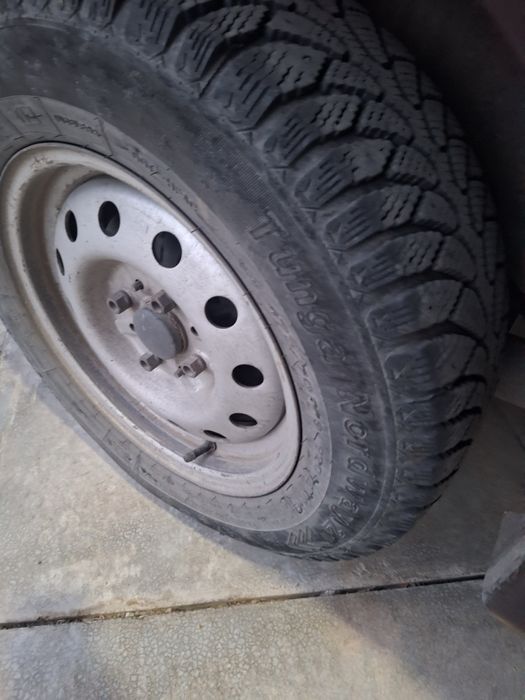 Продаётся Диски и Шины R13