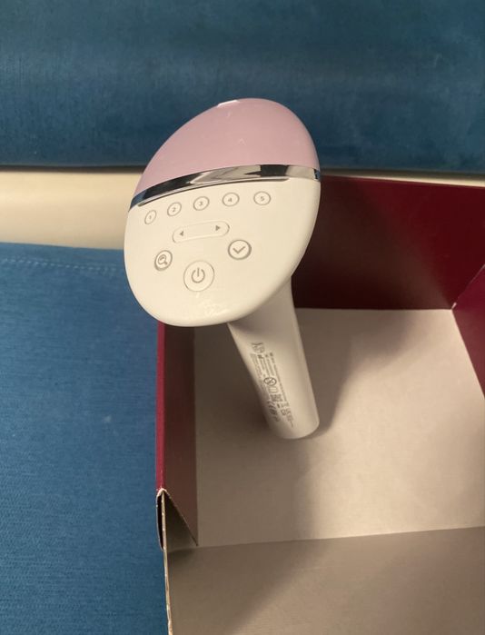 Aparat de epilat cu laser ,,Philips lumea prestige ‘’