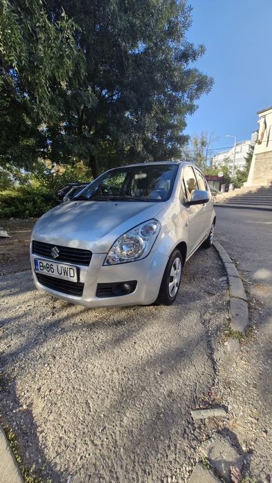 Vând Suzuki  Splash