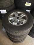 Vand  jante aliaj 225 75 16 pt kia Hyundai toyota anvelope iarna