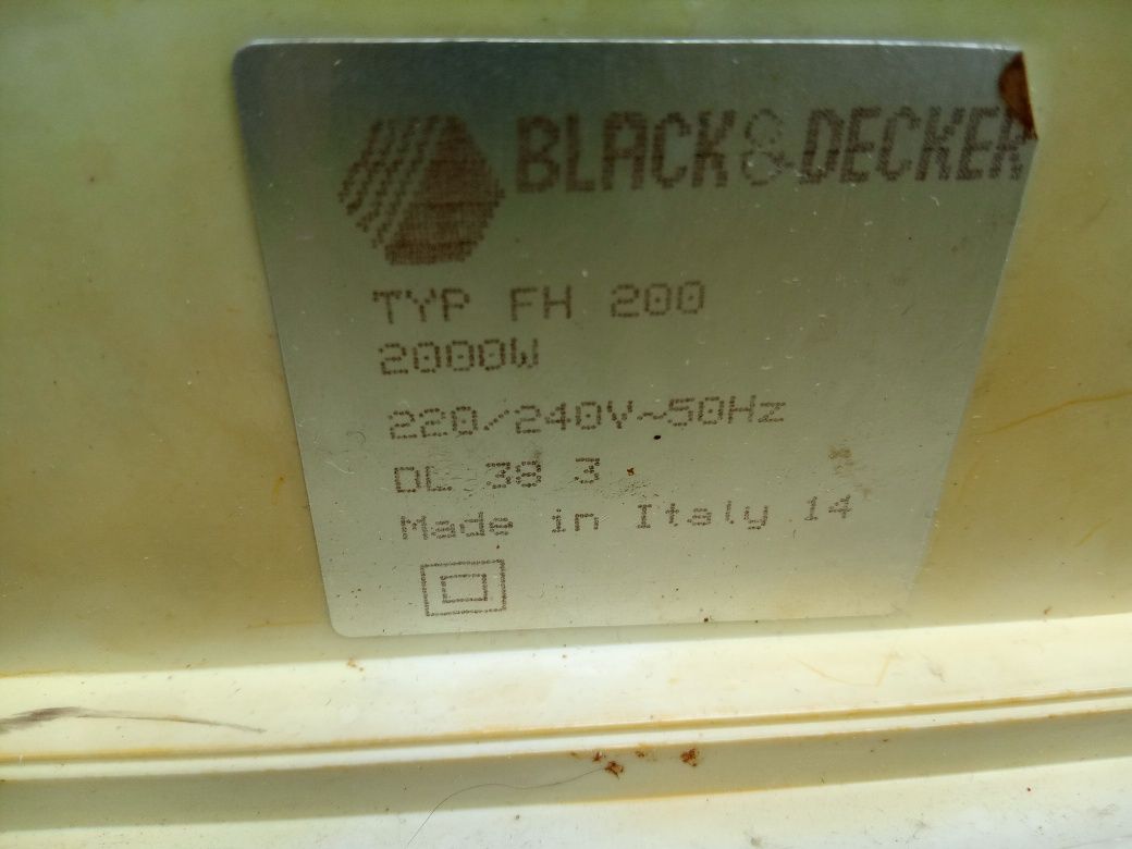 Продавам вентилаторна печка Black&decker 2000W