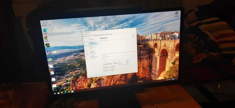 PC Gaming Ryzen 5 5600 GTX 1080(8gb) 32 GB RAM + Monitor LG de 21"