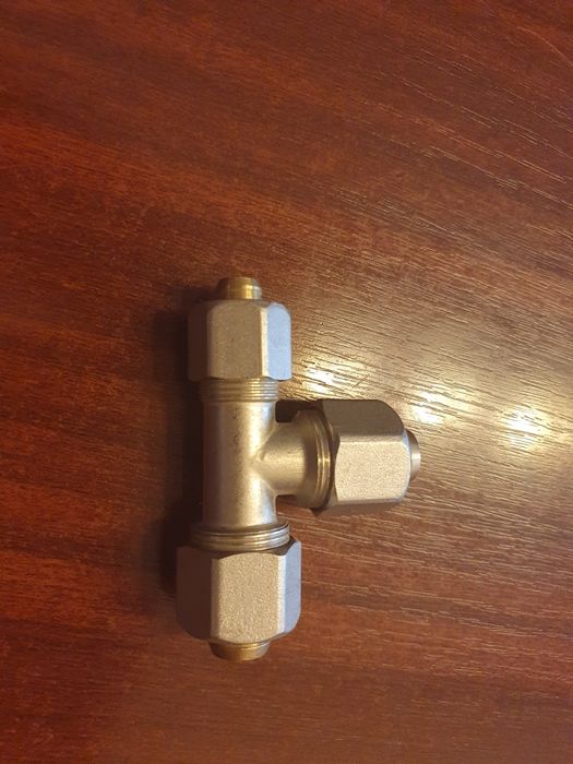 Vand fitinguri pexal alama.Teuri pexal 20×20×16,conectori pexal/pex 16