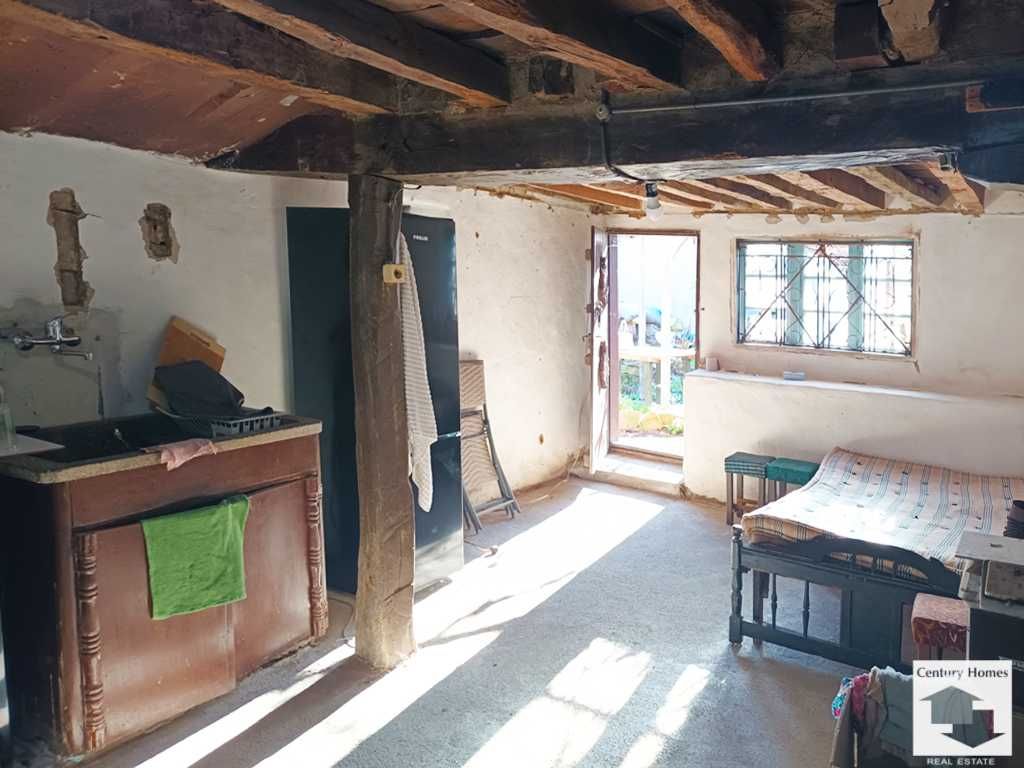 Продава се Къща в с. Джулюница, Област Велико Търново - 80 кв.м за 320 €/кв.м - Снимка #2