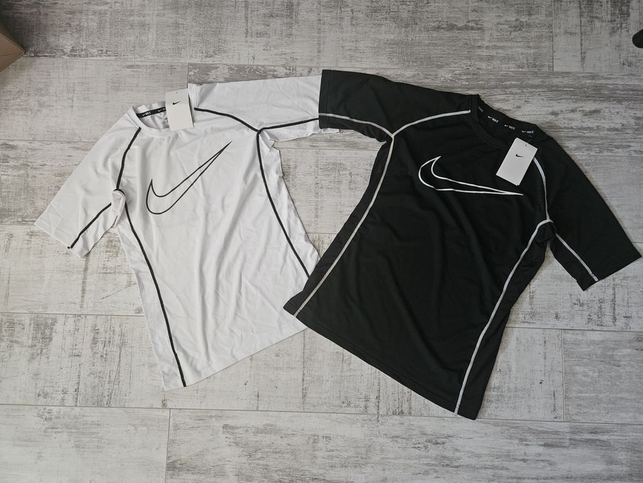 Compression shirt nike pro