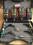 Set 4 avertizoare TLI 21 + 4 swingere cu iluminare si valigeta