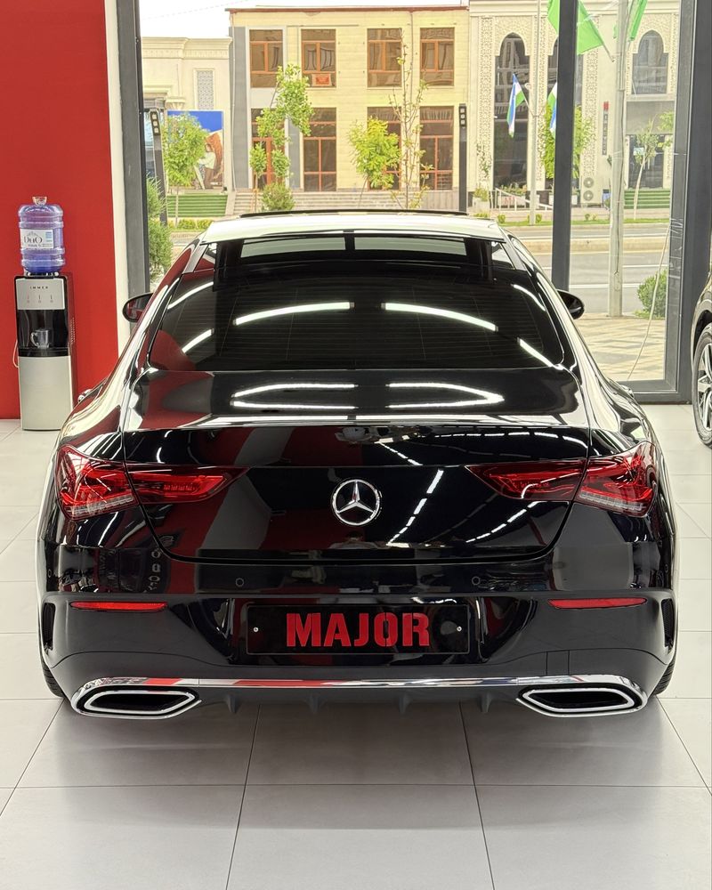 Mercedes CLA180 sotiladi