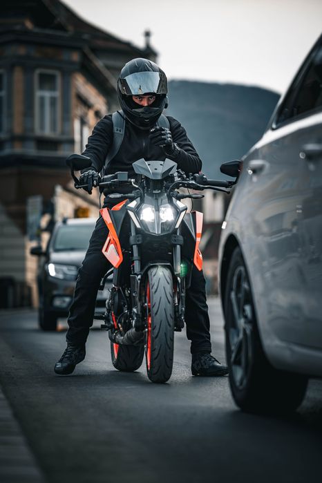 KTM DUKE 390 2024