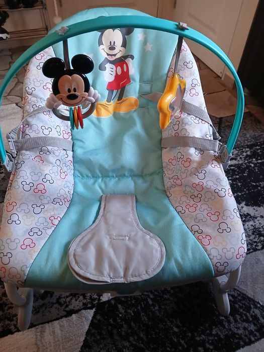 Vând Balansoar bebeluși