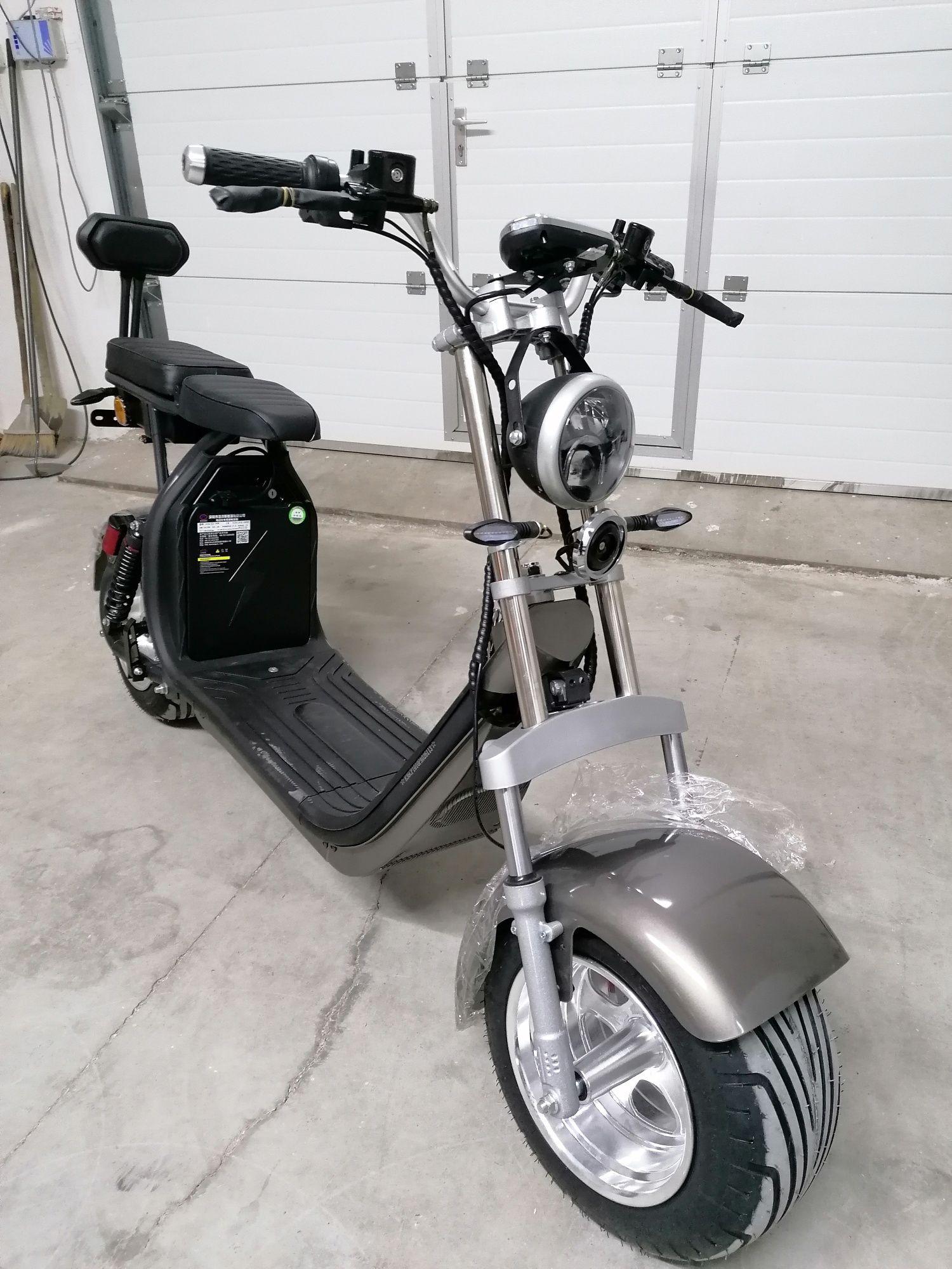 scuter electric nou choper 20 ah