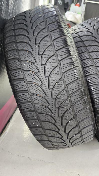 BRIDGESTONE Blizzak LM80 evo 225/60/17