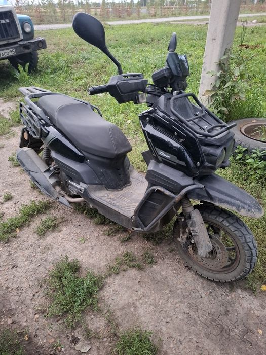 Продам  скутер танк