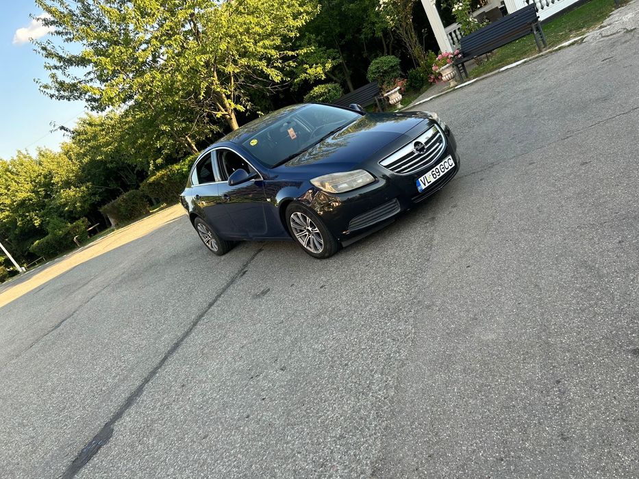 Opel insignia 2011 limousine