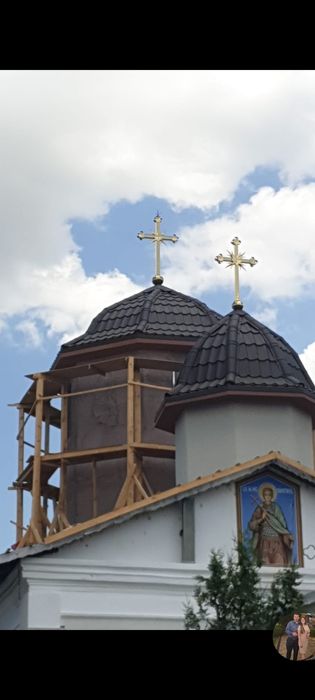Cruci Turla Biserica, ,sfesnice.strana. Iconostase, axionite, clopote.