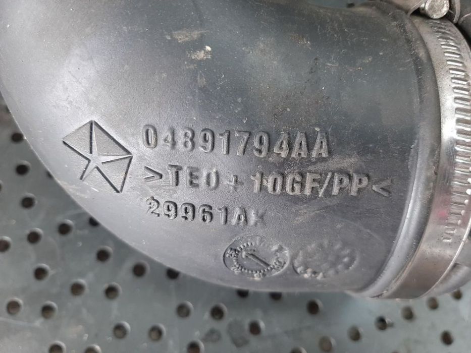 Tubulatura admisie dodge caliber 2.0 di-d 04891794aa