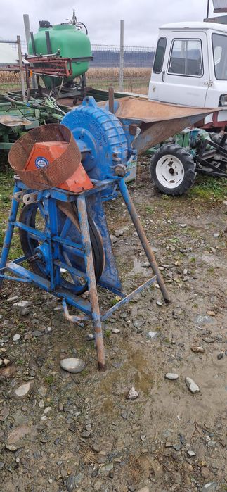 Moară cereale diferite modele