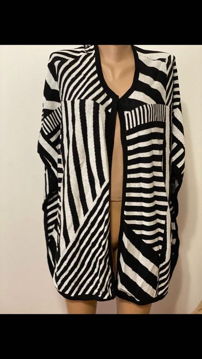 Pelerine tricotate , Poncho