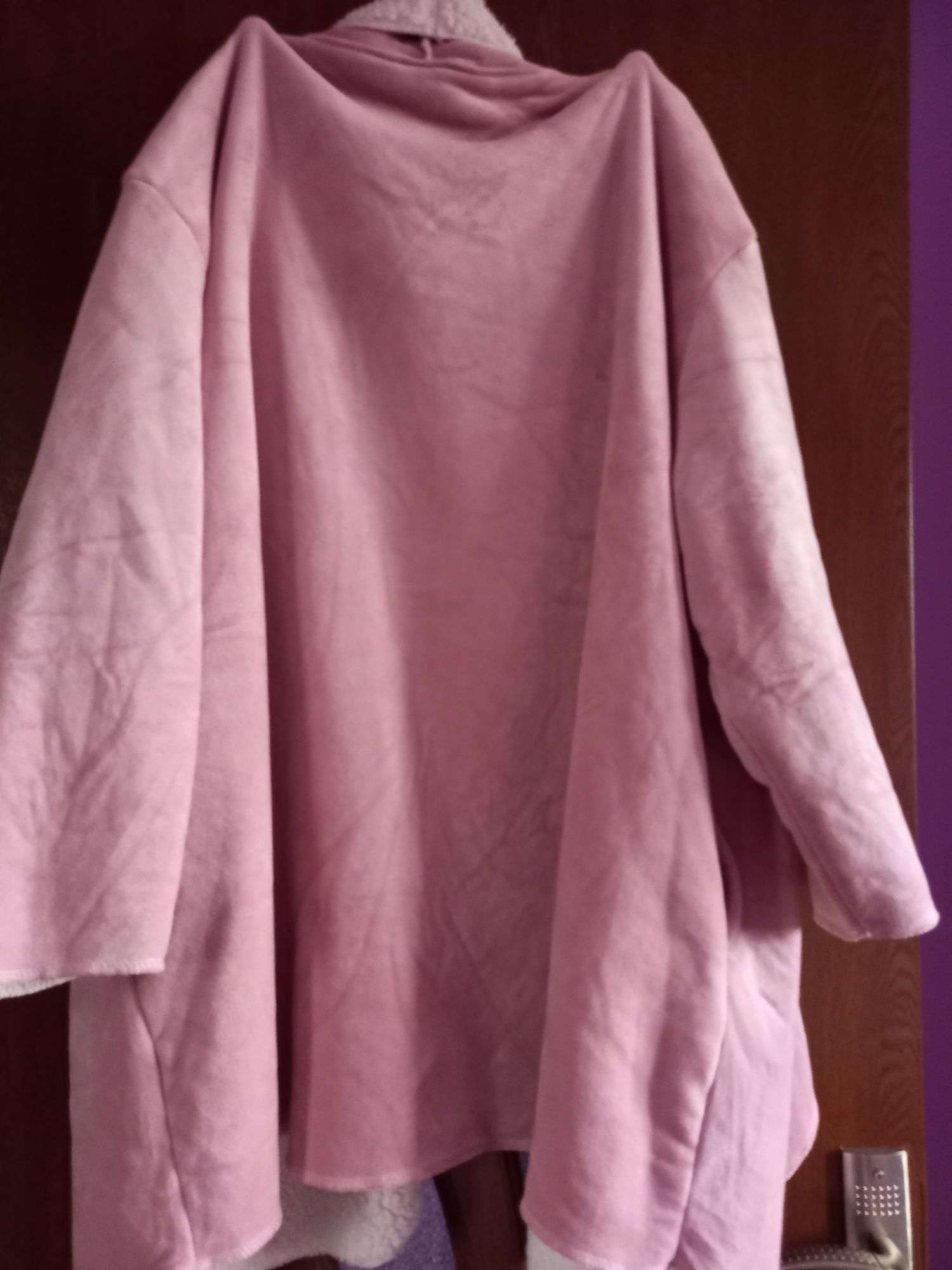 Vând Cardigan cu Blăniță Mărimea L-XL Nou