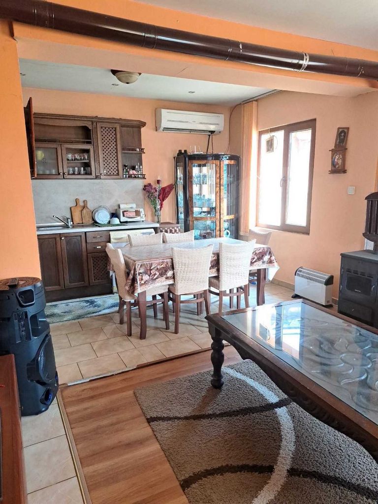 Продава се Къща в Дългопол - 120 кв.м за 1209 €/кв.м - Снимка #2