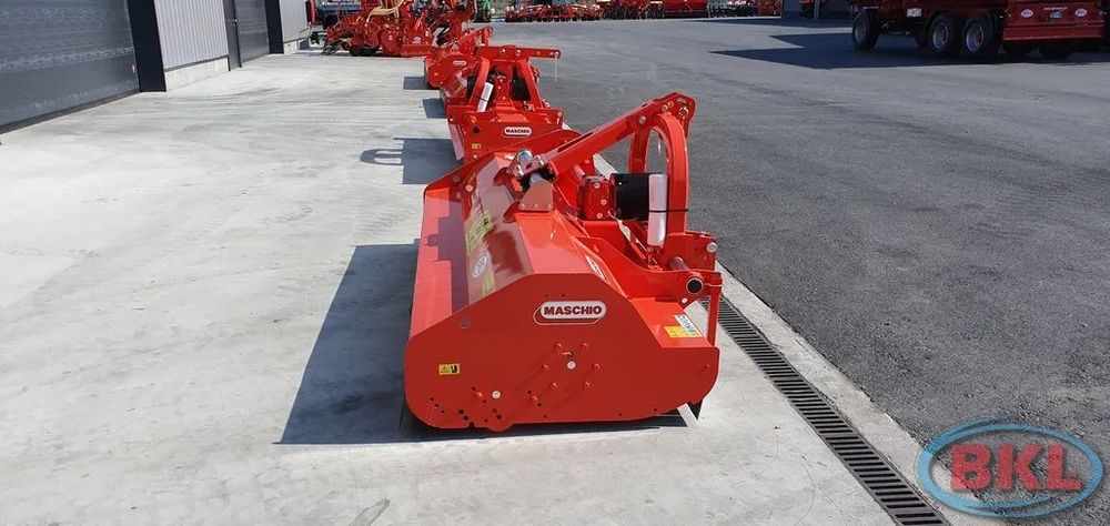 Maschio TIGRE 210 230 250 280 300 *** Tocatoare profesionala,Posibilitate de tocare până la 12cm grosime