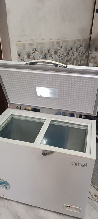 Продается морозилка,ларь Artel